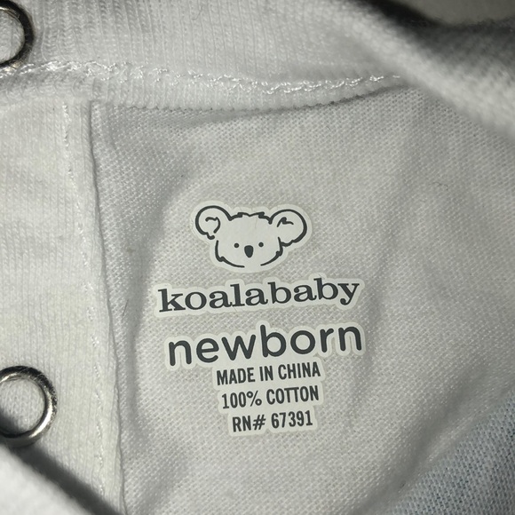 Boys set with onsie and shorts - Picture 3 of 3